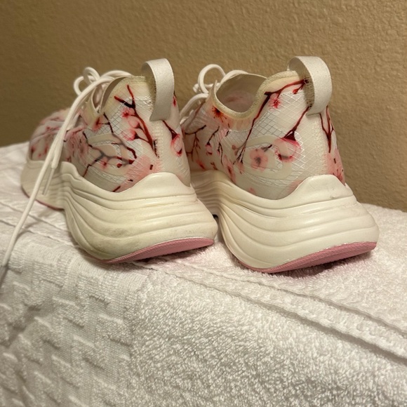APL Streamline cherry blossom shoes - Picture 10 of 10